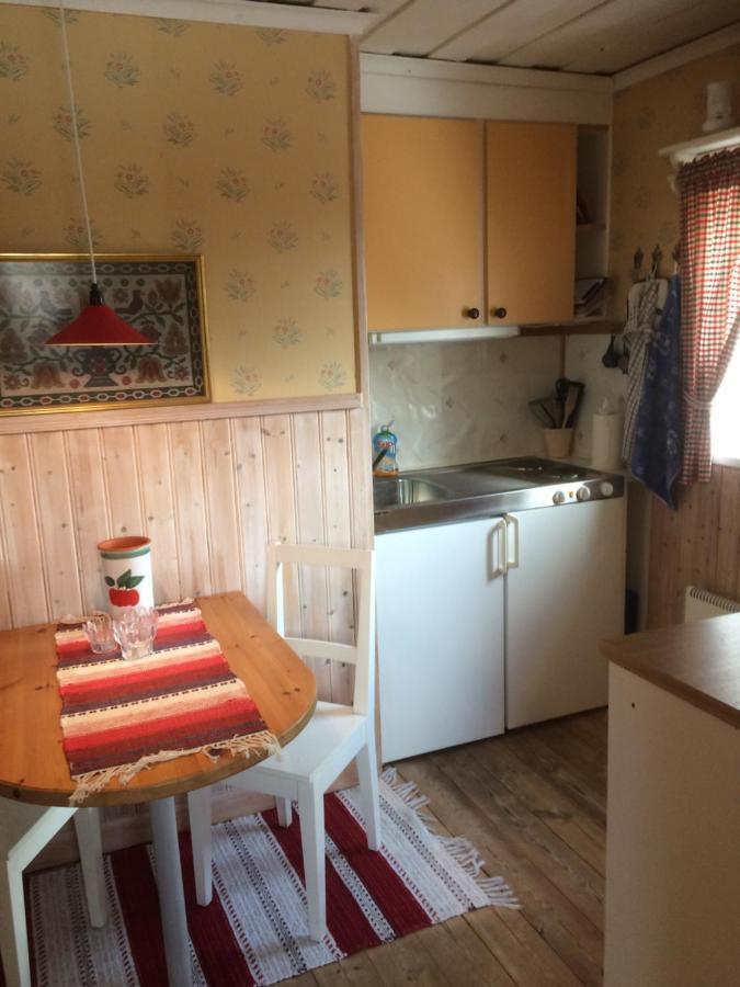 Kullsbjoerken Bed & Breakfast テルベリ エクステリア 写真